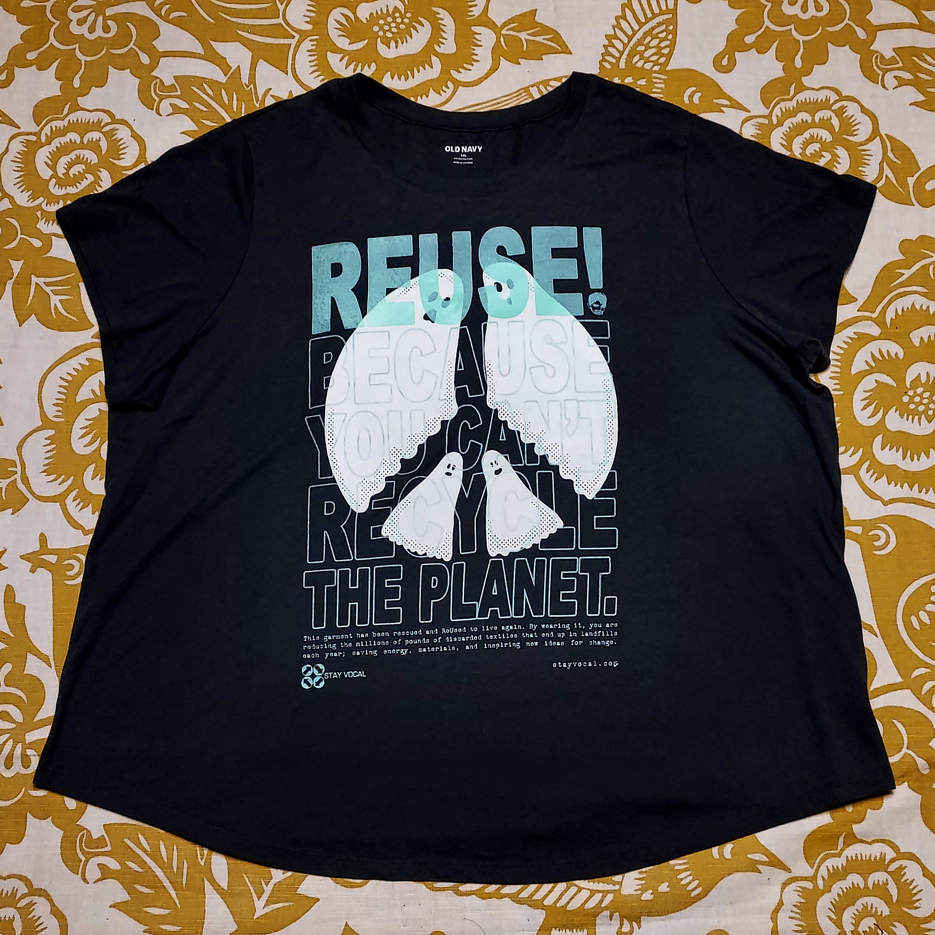 One of a Kind (Women's XXL) REUSE! Peace Sign Ghosts T-Shirt