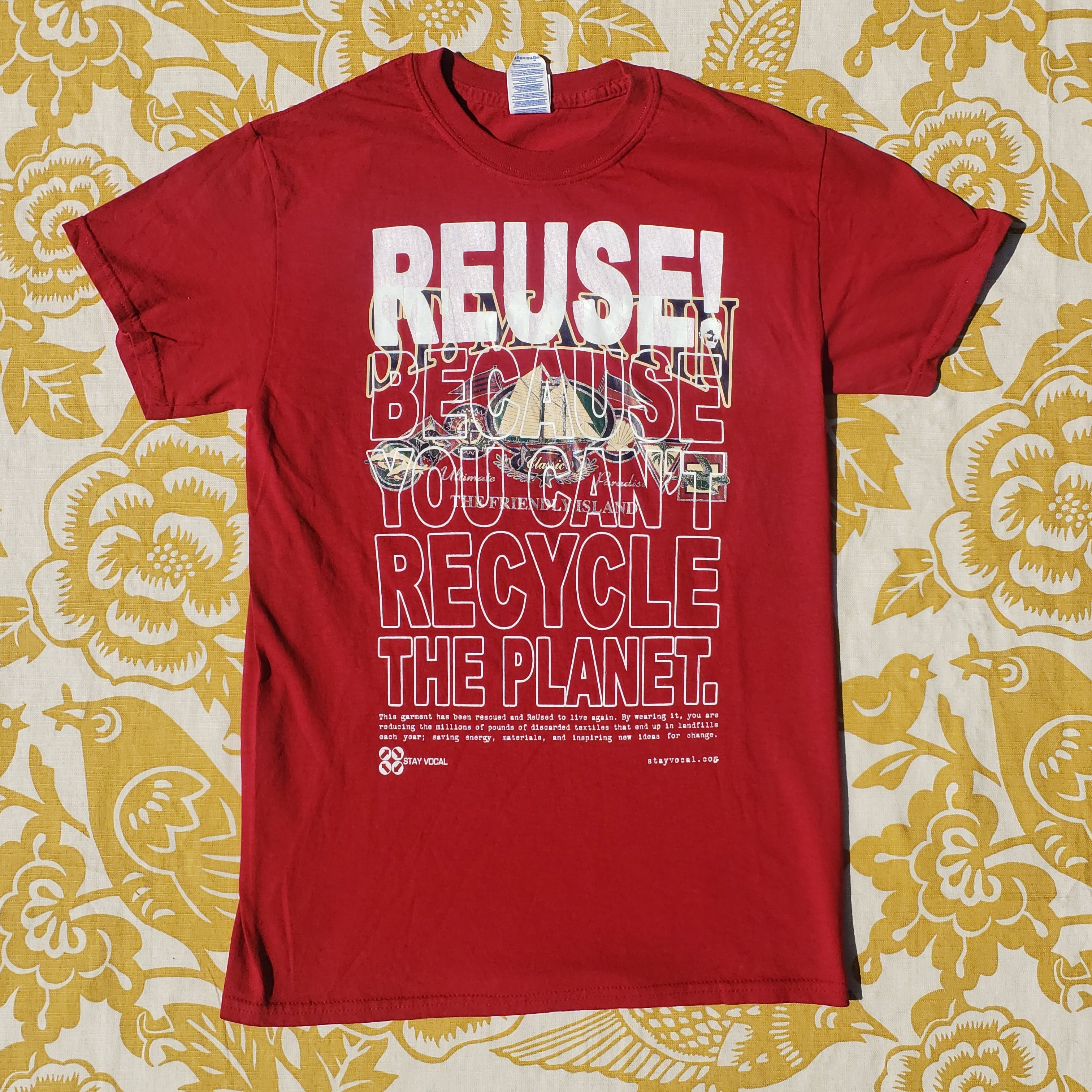 Men's Small REUSE Because You Can't Recycle The Planet St. Martin Ship T-Shirt