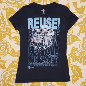 One of a Kind (Women's M) REUSE! Georgetown Hoyas Logo T-Shirt