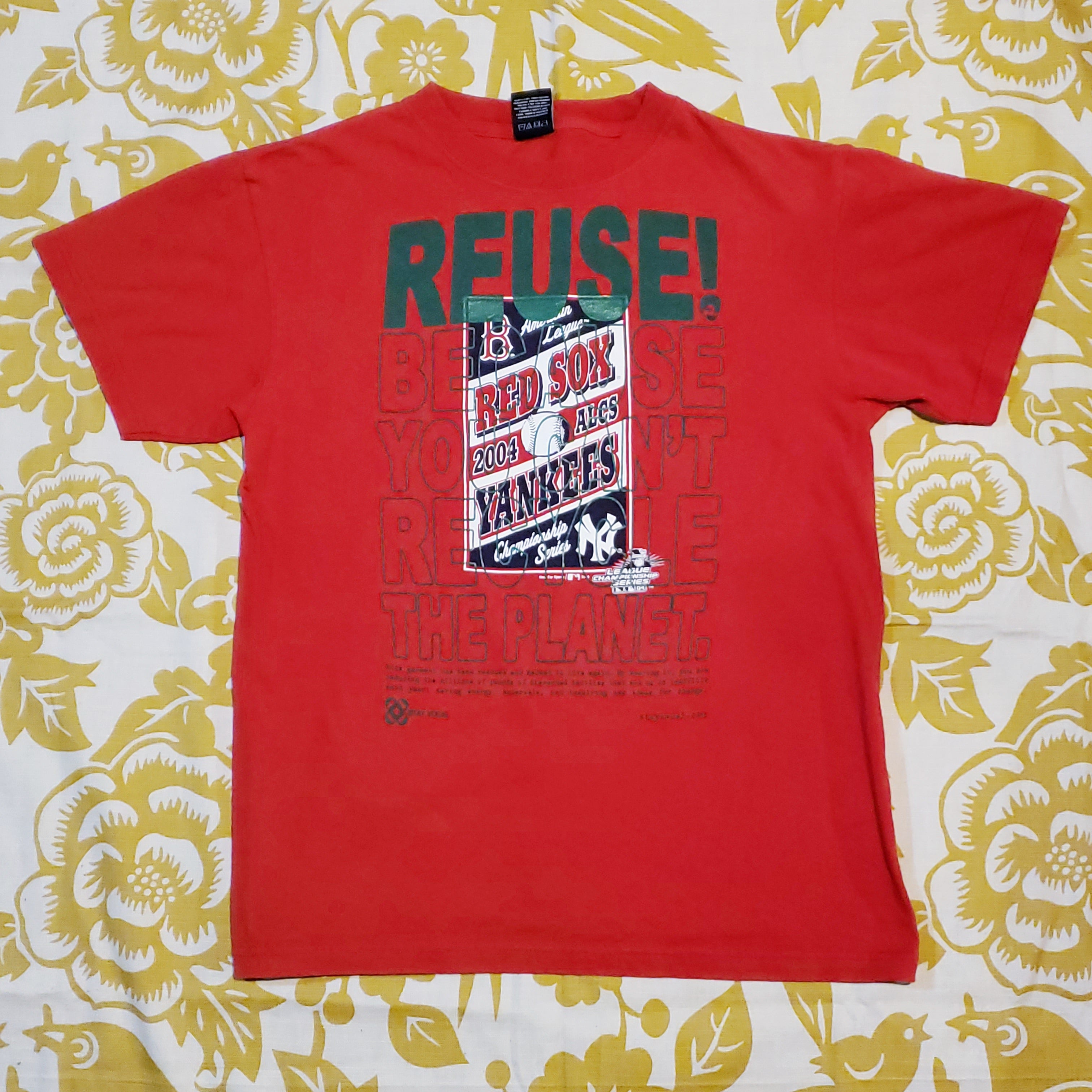 One of a Kind (Men's M) REUSE! Boston Red Sox Baseball 2004 ALCS T-Shirt