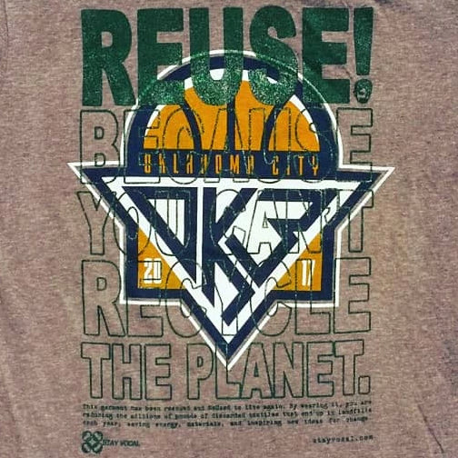 One of a Kind (Men's L) REUSE! Oklahoma City Thunder Logo T-Shirt