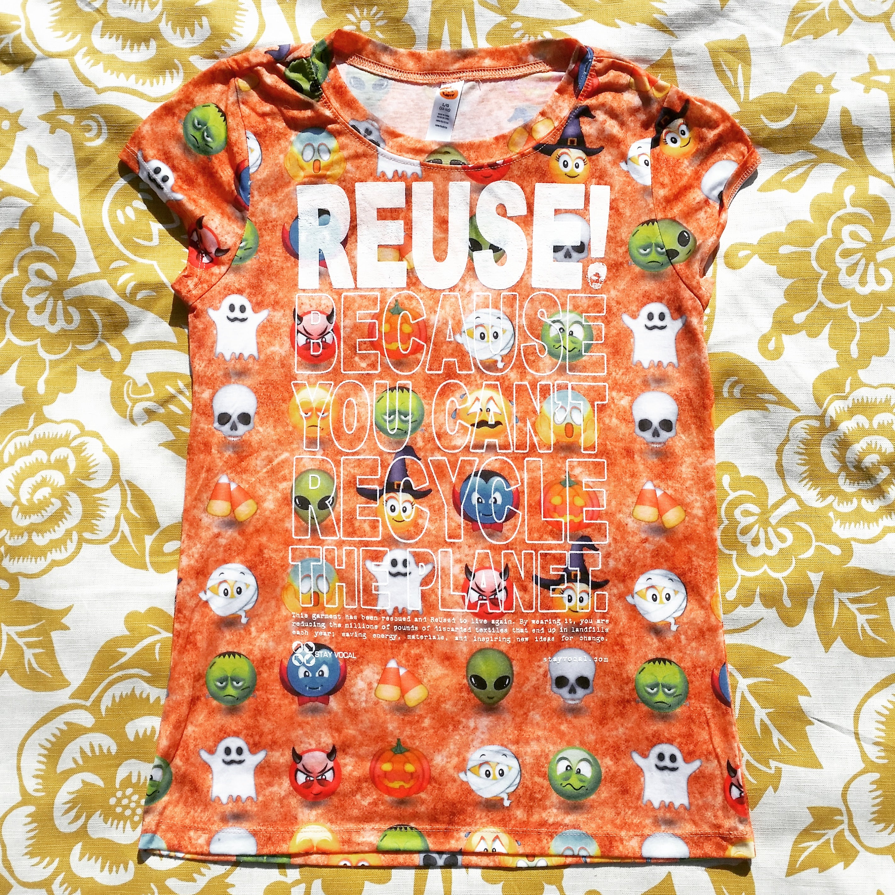 One of a Kind (Women's L) REUSE! Happy Emoji Halloween T-Shirt