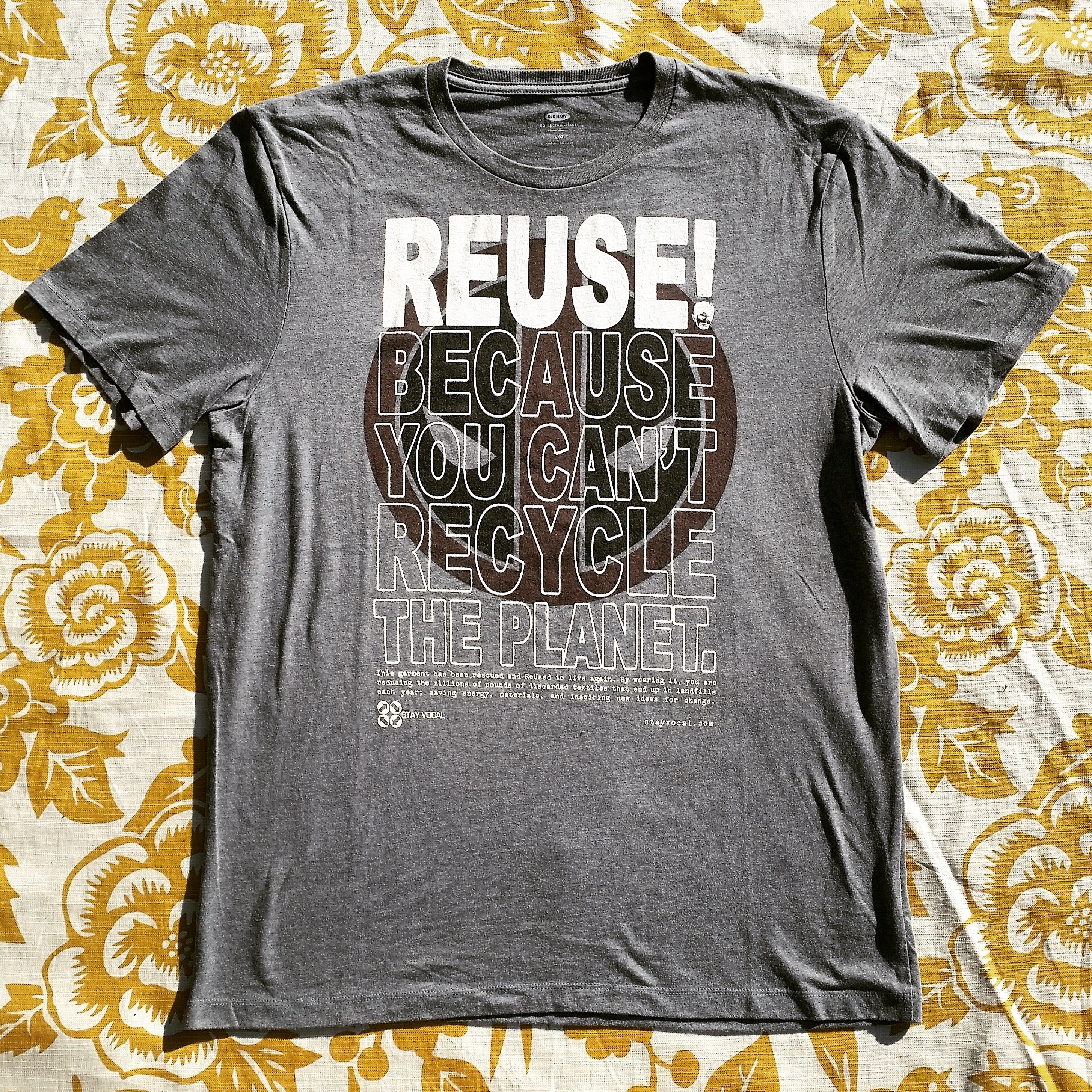 One of a Kind (Men's L) REUSE! Deadpool Logo Comics T-Shirt