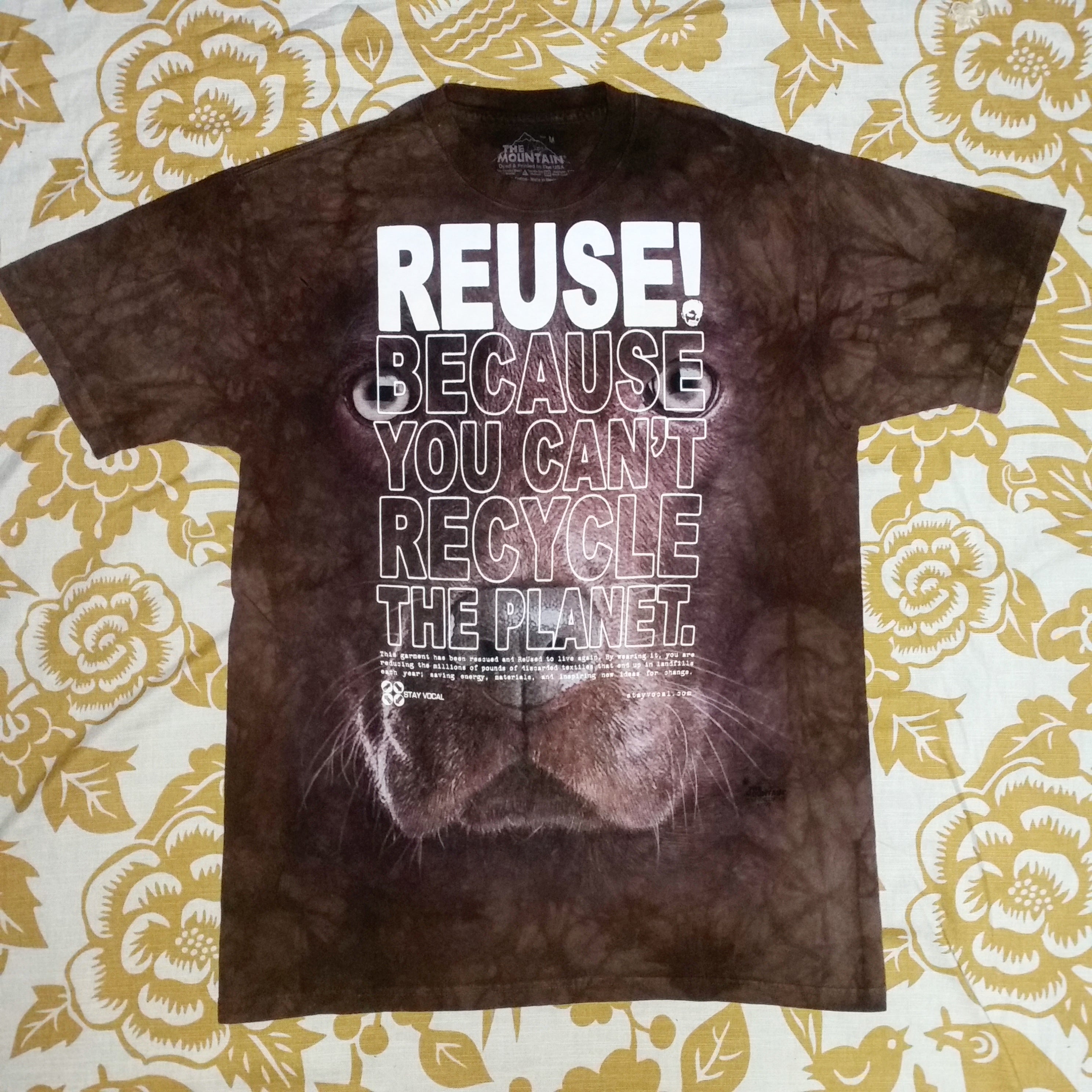 One of a Kind (Men's M) REUSE! Brown Lab T-Shirt