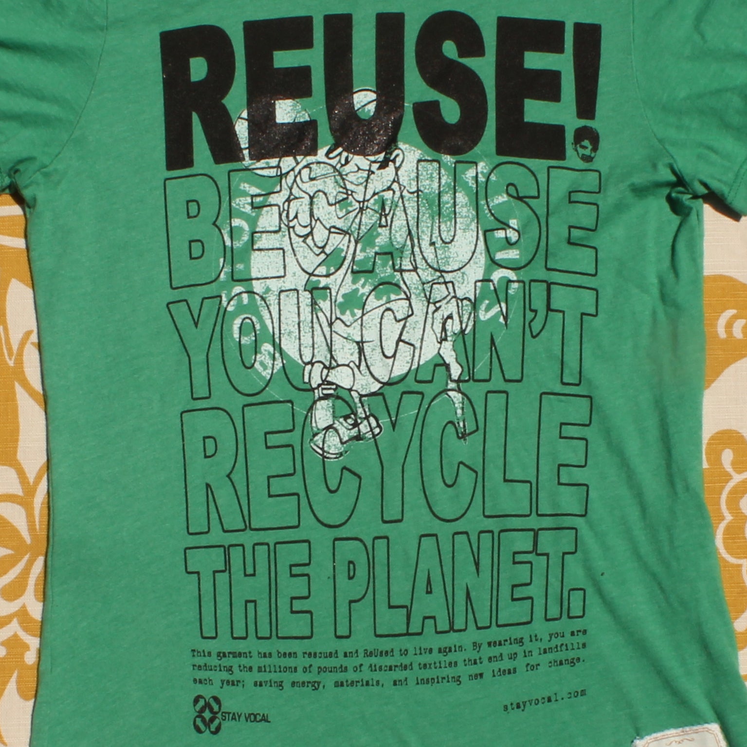 One of a Kind (Women's M) REUSE! Boston Celtics Vintage Logo T-Shirt